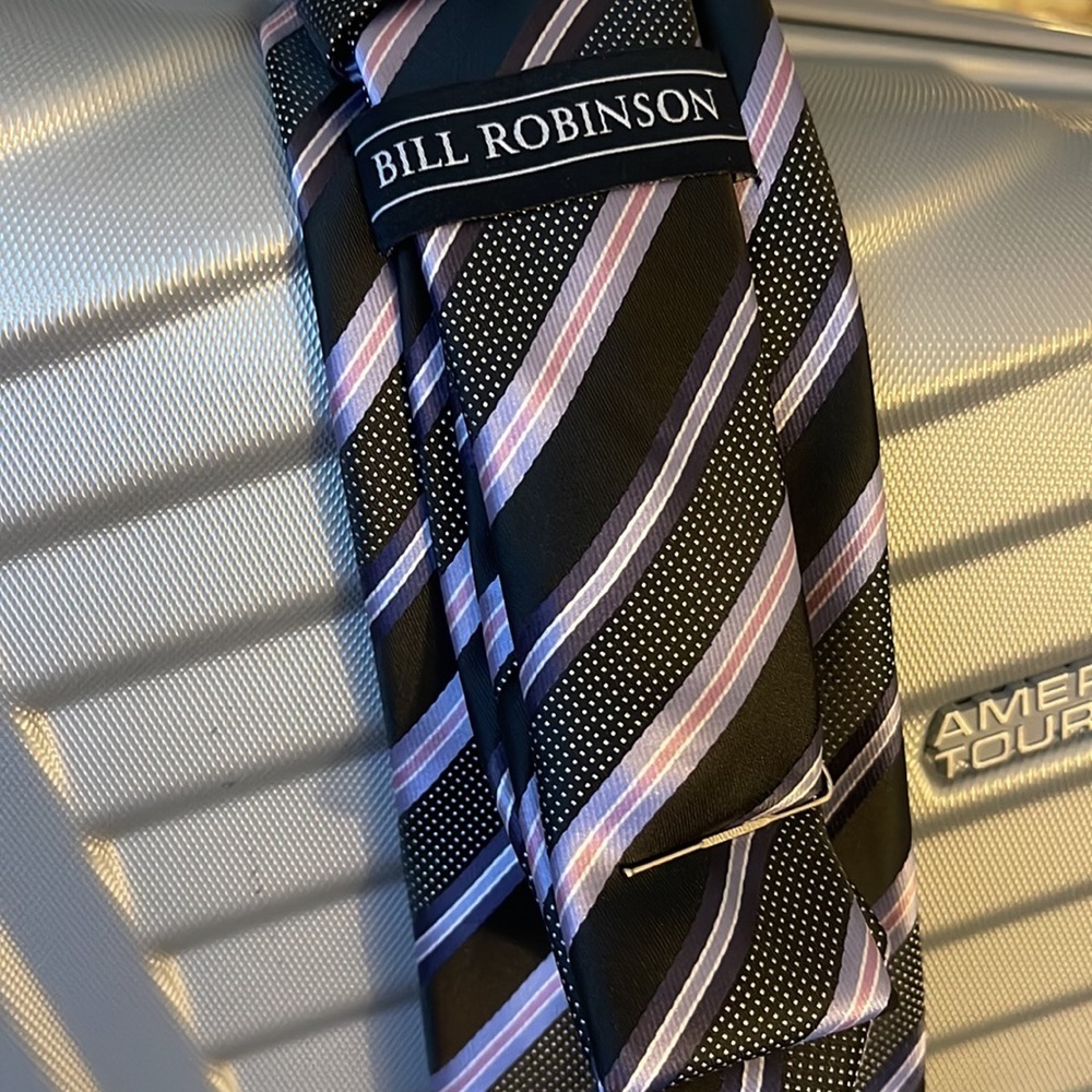 Bill Robinson Tie NWOT - Picture 3 of 3